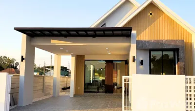 /international/th/145-6-mueang-thong-village-sam-phrao-udon-thani-41000-thailand-udon-thani-udon-thani-340000144030/