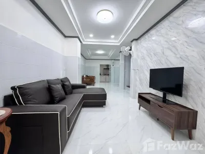 /international/th/93-139-soi-ragheng-talat-nuea-phuket-83000-thailand-phuket-phuket-340000025158/