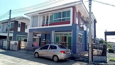 /international/th/100-14-moo-1-surasak-si-racha-chon-buri-20110-tha-surasak-chon-buri-340065924680/