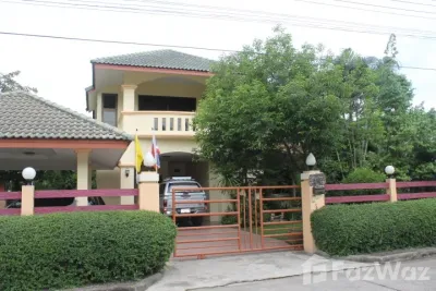 /international/th/soi-8-phra-bat-lampang-52000-thailand-lampang-changwat-lampang-340066171944/