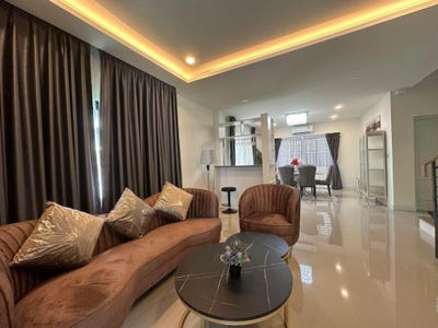 /international/th/plyfa-s-home-the-centro-onnuch-wongwan-lat-krabang-bangkok-10520-thailand-lat-krabang-bangkok-340000090346/
