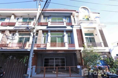 /international/th/4-29-prasert-manukitch-29-chorakhe-bua-lat-phrao-bangkok-10230-thailand-lat-phrao-bangkok-340000134508/