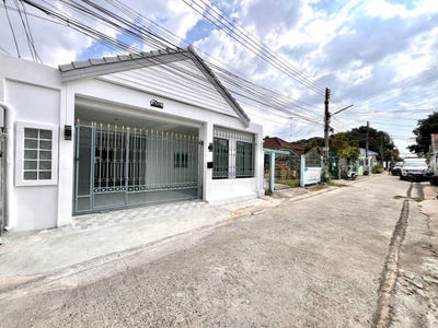 /international/th/doichang-cafe-pattaya-paniad-chang-pattaya-nua-pattaya-chon-buri-20150-thailand-pattaya-changwat-chon-buri-340066020456/