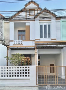 /international/th/soi-muban-ban-wararak-rangsit-khlong-3-khlong-sam-khlong-luang-pathum-thani-12120-tha-khlong-sam-pathum-thani-340065841633/