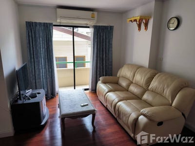 /international/th/13-soi-yommarat-si-lom-bang-rak-bangkok-10500-thailand-bang-rak-bangkok-340000103690/