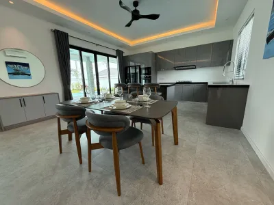 /international/th/royal-thai-pet-hin-lek-fai-hua-hin-prachuap-khiri-khan-77110-thailand-hua-hin-changwat-prachuap-khiri-khan-340066007965/
