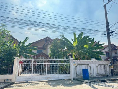 /international/th/soi-lam-luk-ka-11-16-khu-khot-lam-luk-ka-pathum-thani-12130-tha-khu-khot-pathum-thani-340000084255/
