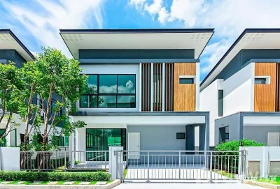/international/th/soi-muban-eco-house-ramintra-lam-luk-ka-bueng-kham-phroi-lam-luk-ka-pathum-thani-12150-tha-bueng-kham-phroi-pathum-thani-340066011651/