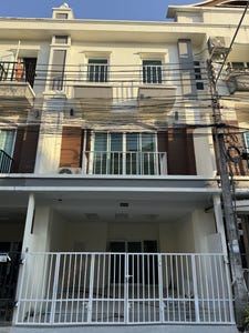 /international/th/sam-kong-nam-taohu-sakha-chalong-suk-369-120-ซอยหมู่บ้านฉลองสุข-ratsada-amphoe-mueang-phuket-phuket-province-83000-tha-ratsada-phuket-province-340000130448/