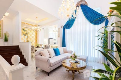 /international/th/crystal-ville-46-ซอยหมู่บ้านคริสตัลวิลล์-lat-phrao-bangkok-10230-tha-lat-phrao-bangkok-340000117478/