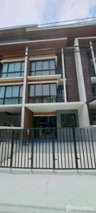 /international/th/10230-กุรงเทพมหานคร-tha-n-a-changwat-nakhon-ratchasima-340066005396/