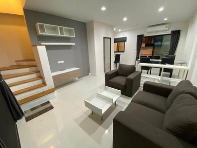 /international/th/99-19-soi-lat-phrao-41-yaek-10-chankasem-chatuchak-bangkok-10900-thailand-chatuchak-bangkok-340000144686/