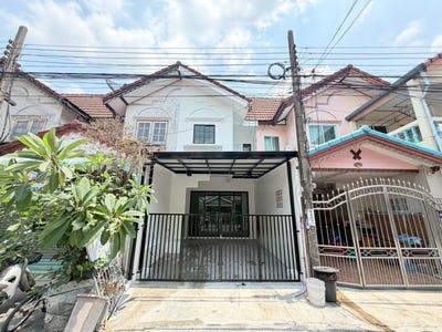 /international/th/127-338-rarm-intra-40-yaek-8-3-nuan-chan-bueng-kum-bangkok-10230-thailand-bueng-kum-bangkok-340066050581/