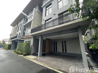 /international/th/ลาซาล-53-บางนาใต้-บางนา-กรุงเทพมหานคร-10260-ประเทศไทย-บางนา-340000114706/