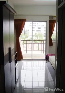 /international/th/274-samsen-nok-huai-khwang-bangkok-10310-thailand-huai-khwang-bangkok-340000065134/