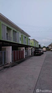 /international/th/136-50-moo-1-surasak-si-racha-chon-buri-20110-tha-surasak-chon-buri-340065920574/