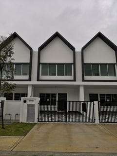 /international/my/semenyih-selangor-370066054286/