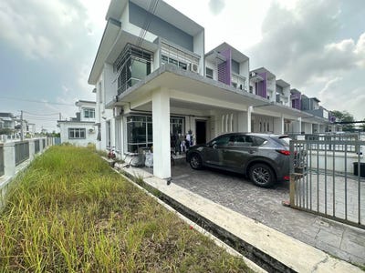 /international/my/sungai-buloh-selangor-370066166212/