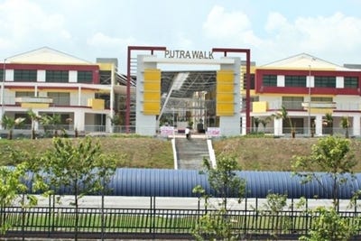 /international/my/seri-kembangan-selangor-370066173035/