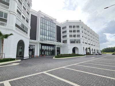 /international/my/jalan-eko-botani-johor-bahru-johor-370066176857/