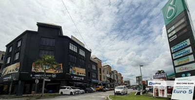 /international/my/corner-jalan-reko-and-jalan-bangi-kajang-selangor-kajang-selangor-370066173046/