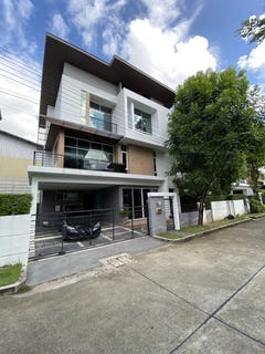 /international/th/soi-krungthep-kritha-32-thap-chang-saphan-sung-bangkok-10240-tha-thap-chang-bangkok-340065974393/