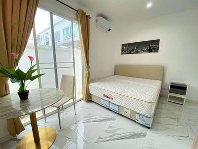 /international/th/the-crown-and-anchor-soi-muban-the-rich-villa-ko-kaeo-ko-kaeo-mueang-phuket-phuket-83000-tha-ko-kaeo-phuket-province-340066031751/
