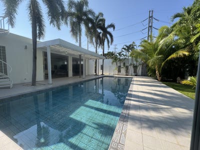 /international/th/bang-lui-phuket-3030-rural-rd-ko-kaeo-mueang-phuket-phuket-83000-tha-ko-kaeo-phuket-province-340066020829/