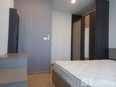 /international/th/73-soi-phrom-mat-nai-mueang-ubon-ratchathani-34000-thailand-ubon-ratchathani-changwat-ubon-ratchathani-340065925280/