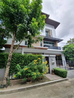 /international/th/soi-krungthep-kritha-32-thap-chang-saphan-sung-bangkok-10240-tha-thap-chang-bangkok-340065980880/
