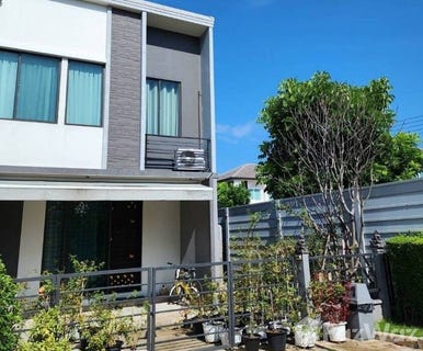 /international/th/pleno-rangsit-klong-4-wongwaen-khlong-si-amphoe-khlong-luang-pathum-thani-province-12120-tha-khlong-si-ubon-ratchathani-340000145644/