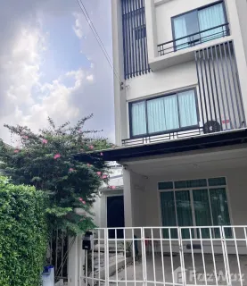 /international/th/cher-wongwaen-sathorn-bang-khae-bangkok-10160-thailand-bang-khae-bangkok-340000128865/