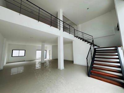 /international/th/khlong-lam-chiak-road-nuan-chan-bueng-kum-bangkok-10230-thailand-bueng-kum-bangkok-340000217950/