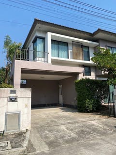 /international/th/soi-muban-wararom-premium-sala-klang-san-phisuea-mueang-chiang-mai-chiang-mai-50300-tha-san-phisuea-chiang-mai-340065965952/