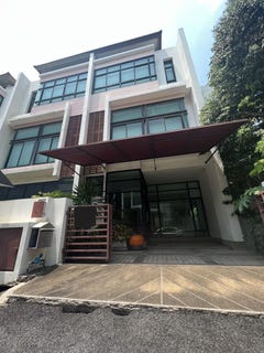 /international/th/525-13-sri-wara-road-phlab-phla-wang-thonglang-bangkok-10310-thailand-wang-thonglang-bangkok-340000028044/