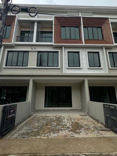 /international/th/soi-muban-wayra-biznet-rom-klao-suvarnabhumi-khlong-sam-prawet-lat-krabang-bangkok-10520-tha-khlong-sam-prawet-bangkok-340065870418/