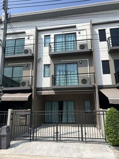 /international/th/70-91-soi-on-nut-70-yaek-1-on-nut-rd-prawet-bangkok-10250-tha-prawet-bangkok-340065954044/