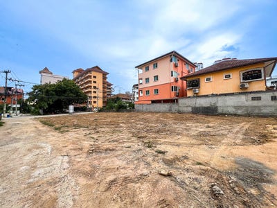 /international/th/chom-thian-palace-na-kluea-amphoe-bang-lamung-chon-buri-province-20150-tha-na-kluea-trang-340066018505/