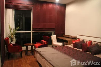/international/th/saensap-express-boat-lum-phini-pathum-wan-bangkok-10330-thailand-pathum-wan-changwat-loei-340000032143/