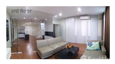/international/th/ark-insight-co-ltd-soi-watthana-niwet-4-yaek-1-sam-sen-nok-huai-khwang-bangkok-10310-tha-sam-sen-nok-bangkok-340000020135/