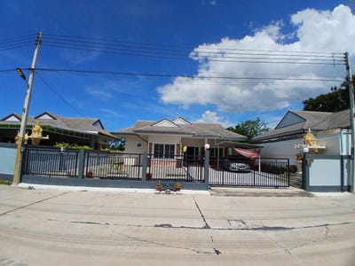/international/th/ban-don-phlap-samo-phlue-ban-lat-phetchaburi-76150-thailand-ban-lat-changwat-loei-340065847619/