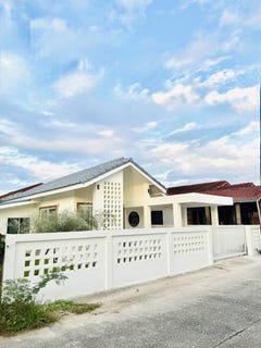 /international/th/บ้านหนองตาเย็น-เขาน้อย-อำเภอปราณบุรี-จังหวัดประจวบคีรีขันธ์-ประเทศไทย-ปราณบุรี-340066071031/