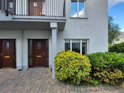 /international/ie/138-carrigweir-weir-road-tuam-clare-210066053080/