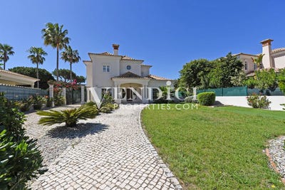 /international/pt/varandas-do-lago-portugal-lisbon-210066044864/