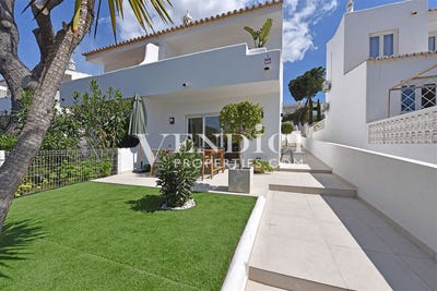 /international/pt/vale-do-lobo-portugal-lisbon-210066045426/