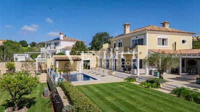 /international/pt/almancil-portugal-lisbon-210066047712/