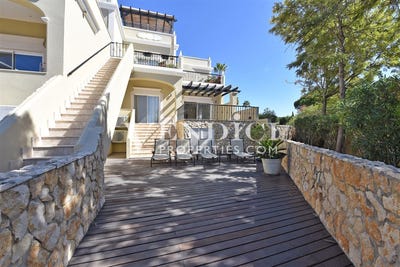 /international/pt/quinta-do-mar-portugal-lisbon-210066040940/