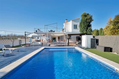 /international/es/los-mimosas-villa-el-ingenio-area-san-pedro-spain-210066037201/