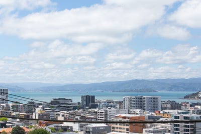 /international/nz/11-maarama-crescent-aro-valley-wellington-city-380066113533/