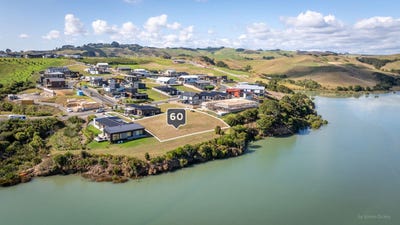 /international/nz/60-omahina-street-raglan-waikato-380066101083/